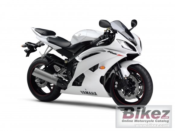 2011 Yamaha YZF-R6 photo